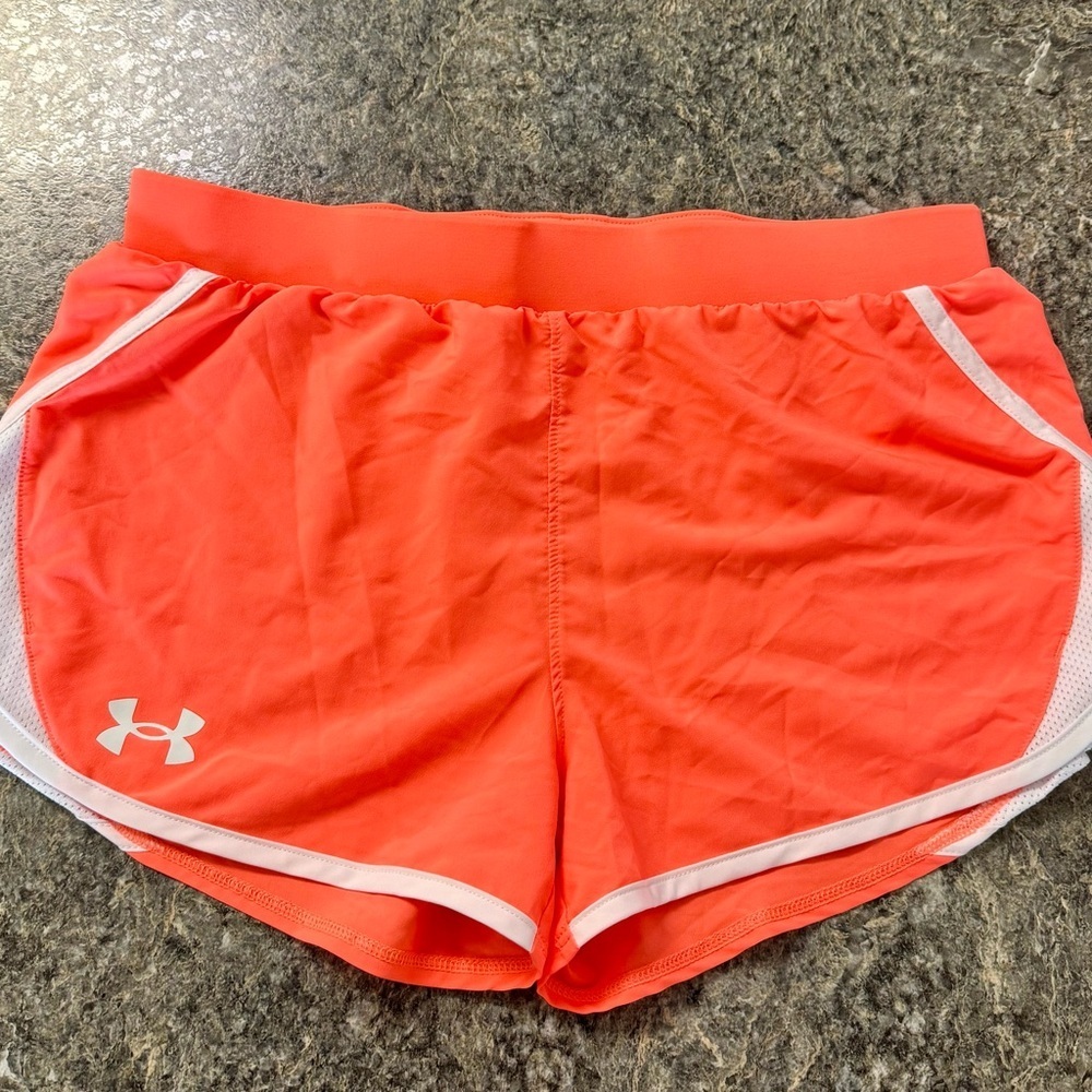 Under Armour Orange Athletic Shorts size XL